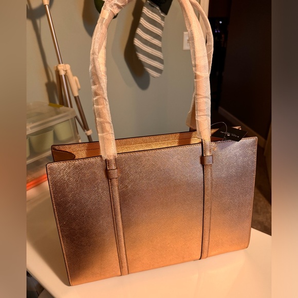 Kate Spade Kenzie Limited Edition Large Metallic Rose Gold Tote - NEW with tags - Picture 9 of 9